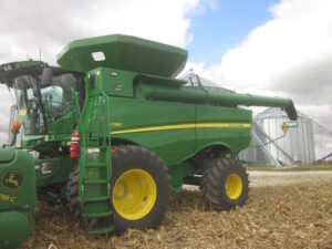 2022 John Deere S780