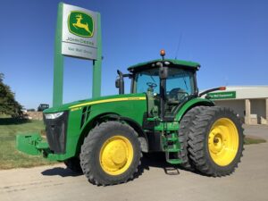2012 John Deere 8285R