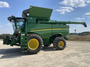 2020 John Deere S790