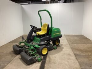2017 John Deere 2500E