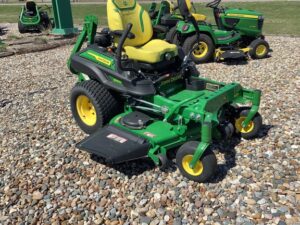 2022 John Deere Z930M