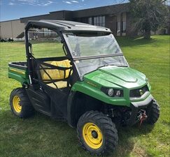 2018 John Deere XUV 590M