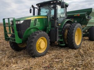 2012 John Deere 7200R
