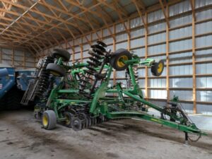 2021 John Deere 2660VT