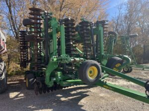 2020 John Deere 2660VT