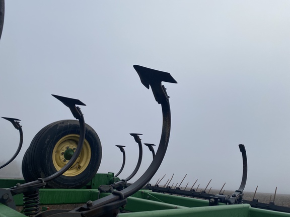 2012 John Deere 2210 - Image 10