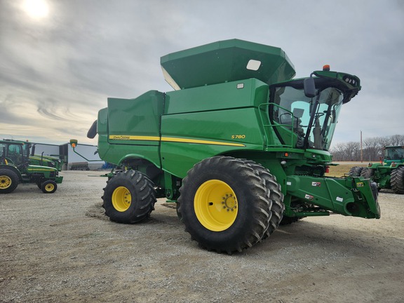 2018 John Deere S780 - Image 3