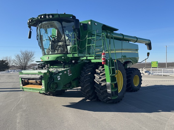 2022 John Deere S790 - Image 3
