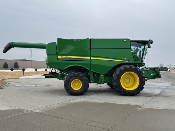 2023 John Deere S790 - Image 6